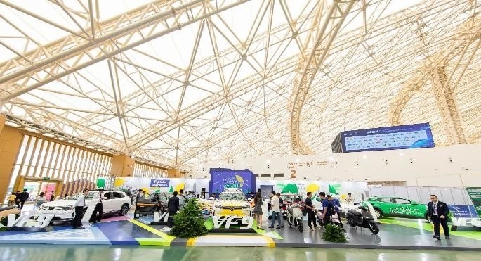 Hàng trăm gian hàng của doanh nghiệp Việt Nam và Mỹ, Đức, Nhật Bản, Hàn Quốc... tham dự  Tuần lễ Công nghiệp và Công nghệ Việt Nam 2025- Ảnh 1.