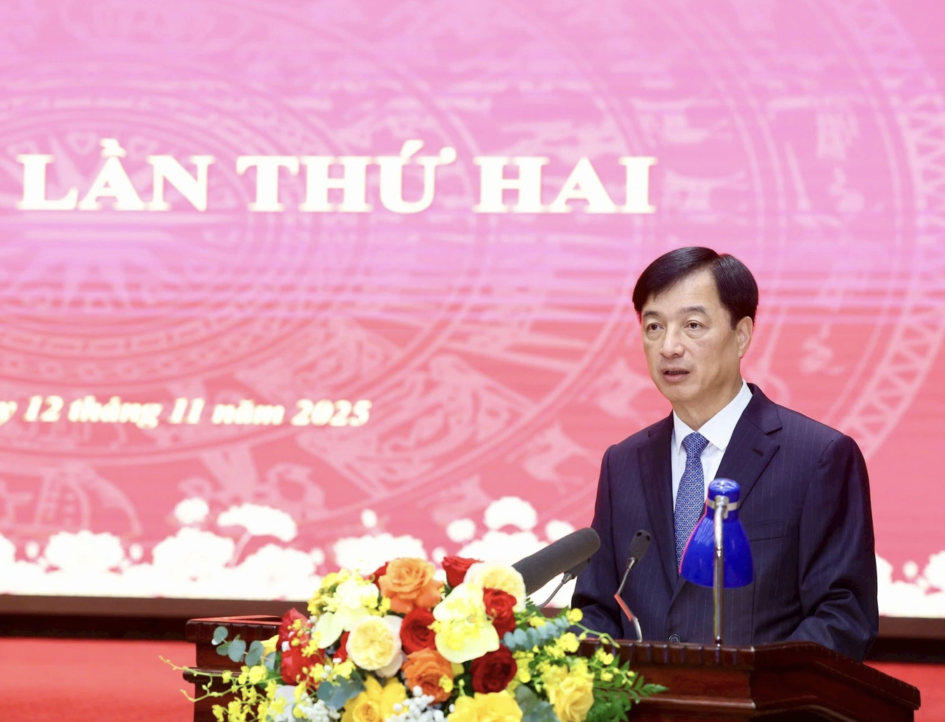 Hà Nội họp bàn về nhân sự Chủ tịch và Phó Chủ tịch UBND thành phố- Ảnh 1.