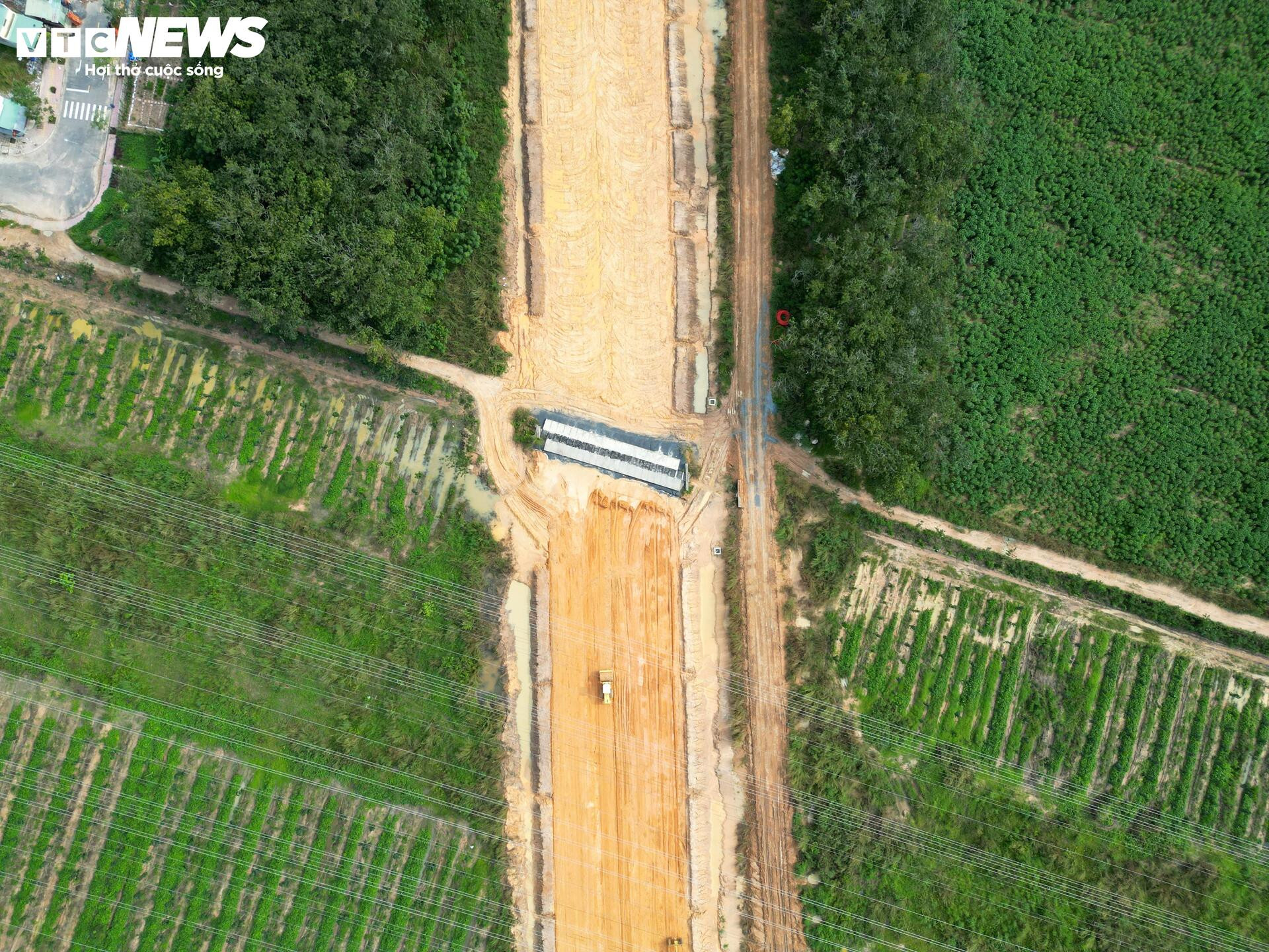 Cận kề ngày thông xe, cao tốc Biên Hòa - Vũng Tàu qua Đồng Nai hiện ra sao?- Ảnh 9.