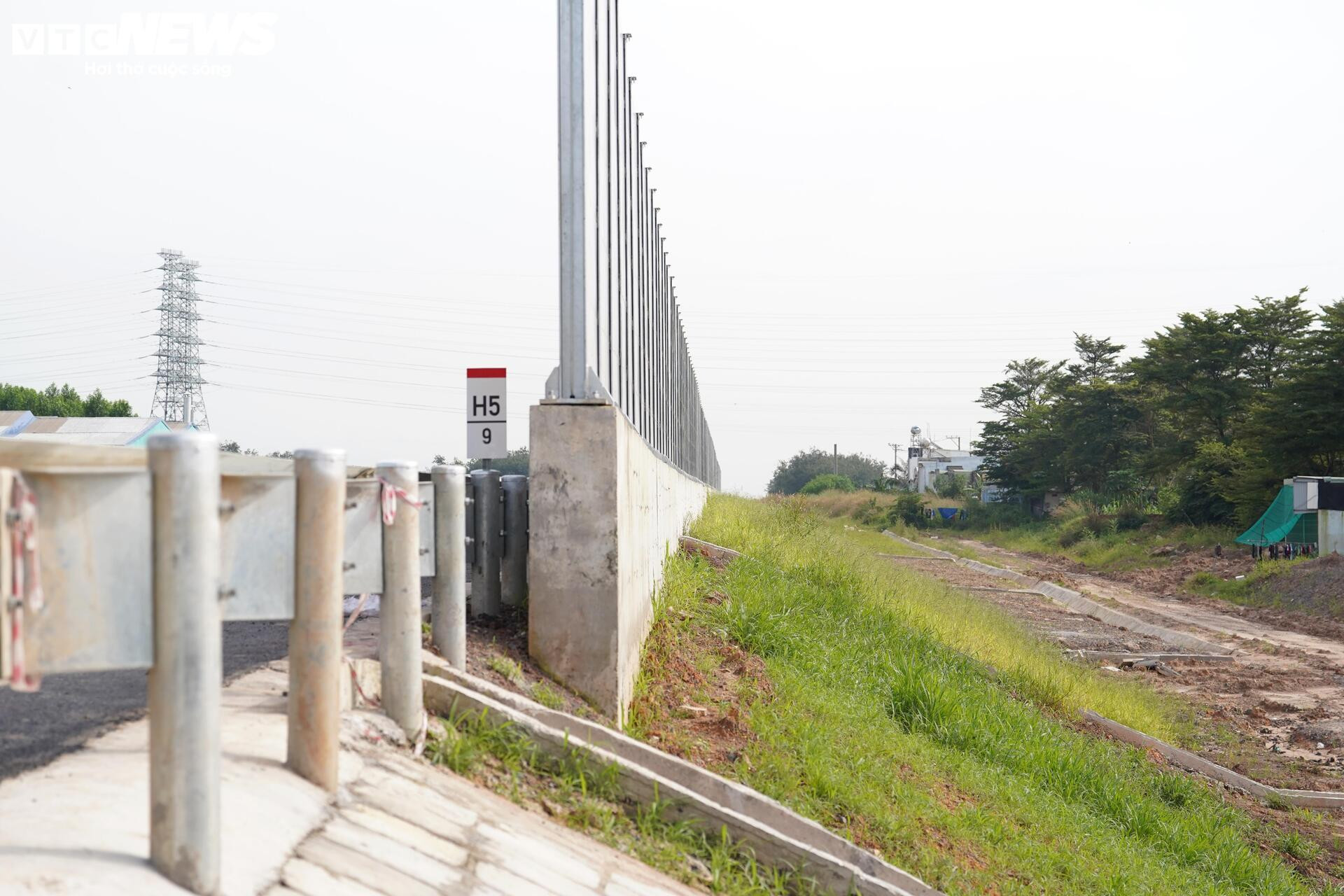 Cận kề ngày thông xe, cao tốc Biên Hòa - Vũng Tàu qua Đồng Nai hiện ra sao?- Ảnh 15.