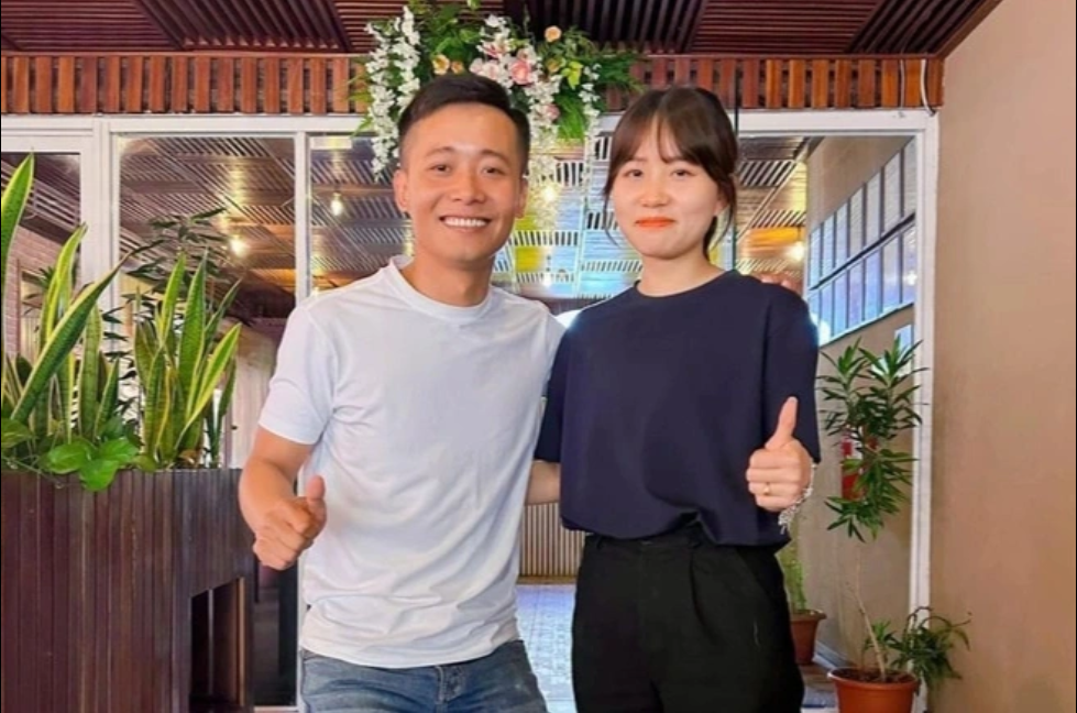 Chị gái Quang Linh Vlogs lên tiếng trước ngày em trai hầu tòa: Nếu biết có chất cấm trong kẹo Kera sẽ không bao giờ làm- Ảnh 1. Chị gái Quang Linh Vlogs lên tiếng trước ngày em trai hầu tòa: Nếu biết có chất cấm trong kẹo Kera sẽ không bao giờ làm- Ảnh 1.