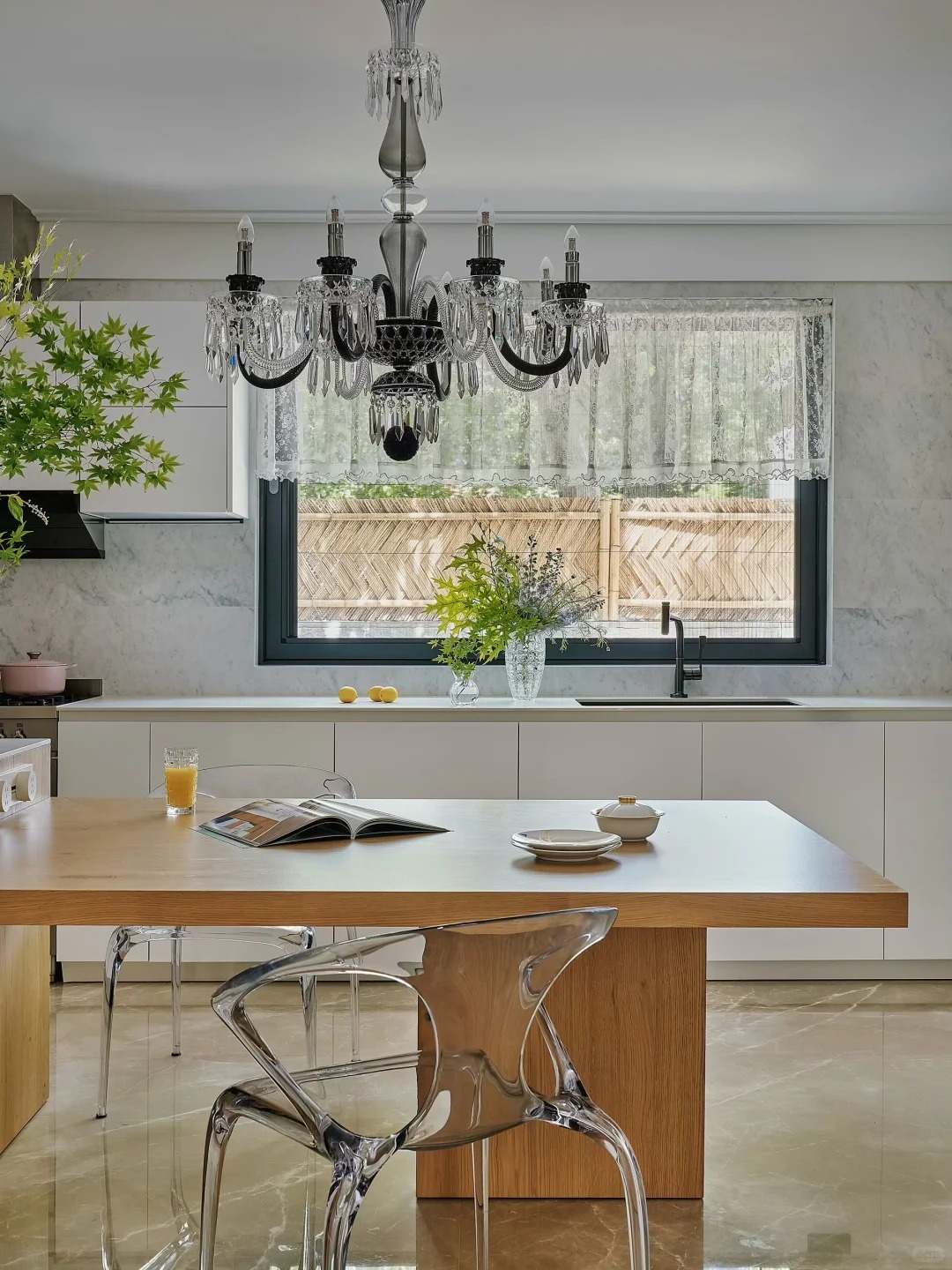 Cứ ngỡ "dì Tuyết" Vương Lâm U60 chỉ biết đóng vai ác: Sau 2 lần đổ vỡ, bà mẹ đơn thân decor biệt thự 300m2 thành nơi chữa lành cực phẩm, ai nhìn thấy cũng phải thốt lên quá sang!- Ảnh 8.