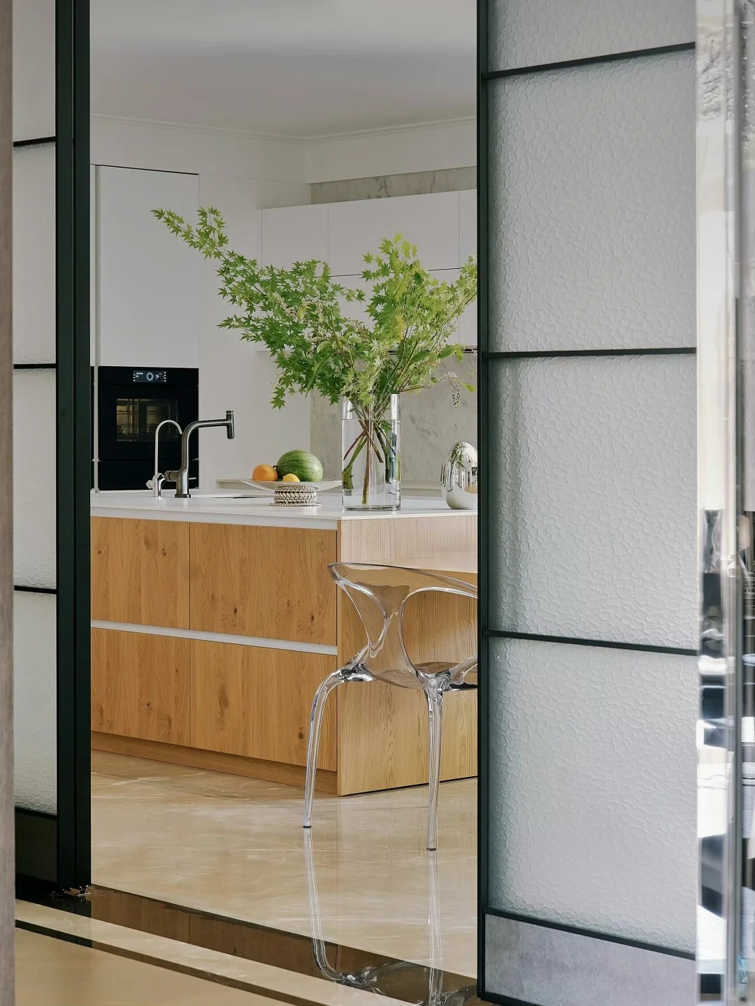 Cứ ngỡ "dì Tuyết" Vương Lâm U60 chỉ biết đóng vai ác: Sau 2 lần đổ vỡ, bà mẹ đơn thân decor biệt thự 300m2 thành nơi chữa lành cực phẩm, ai nhìn thấy cũng phải thốt lên quá sang!- Ảnh 12. Cứ ngỡ "dì Tuyết" Vương Lâm U60 chỉ biết đóng vai ác: Sau 2 lần đổ vỡ, bà mẹ đơn thân decor biệt thự 300m2 thành nơi chữa lành cực phẩm, ai nhìn thấy cũng phải thốt lên quá sang!- Ảnh 12.