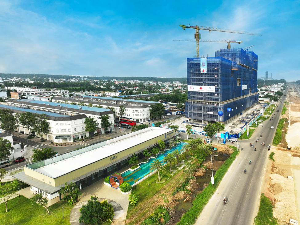 Sân bay Long Thành bước vào giai đoạn thi công “nước rút”, bắt đầu tuyển hàng chục ngàn lao động để “cất cánh” nửa đầu năm 2026- Ảnh 2.