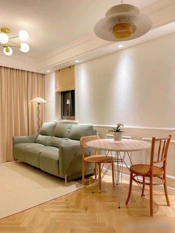 Chi 550 triệu đồng cải tạo nhà 37m² của bố mẹ: Cô gái khiến cả khu phố trầm trồ vì màn 