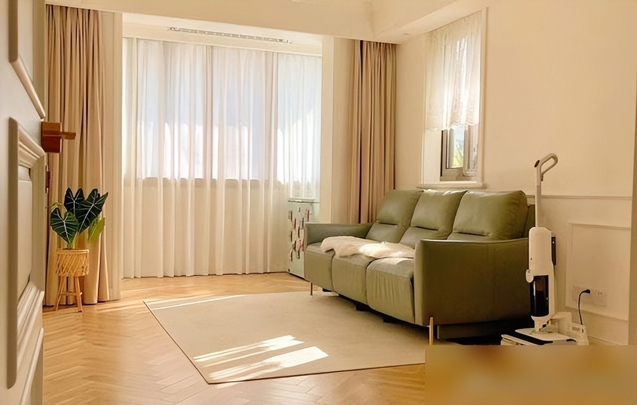 Chi 550 triệu đồng cải tạo nhà 37m² của bố mẹ: Cô gái khiến cả khu phố trầm trồ vì màn 