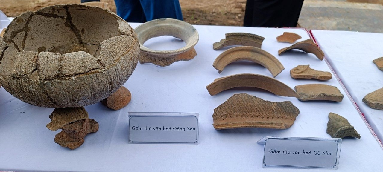 Phát hiện ngôi làng cổ dưới lòng đất ở Hà Nội: Chuyên gia khai quật tới 11 lần, chứa ‘báu vật’ 3.500 tuổi- Ảnh 6.