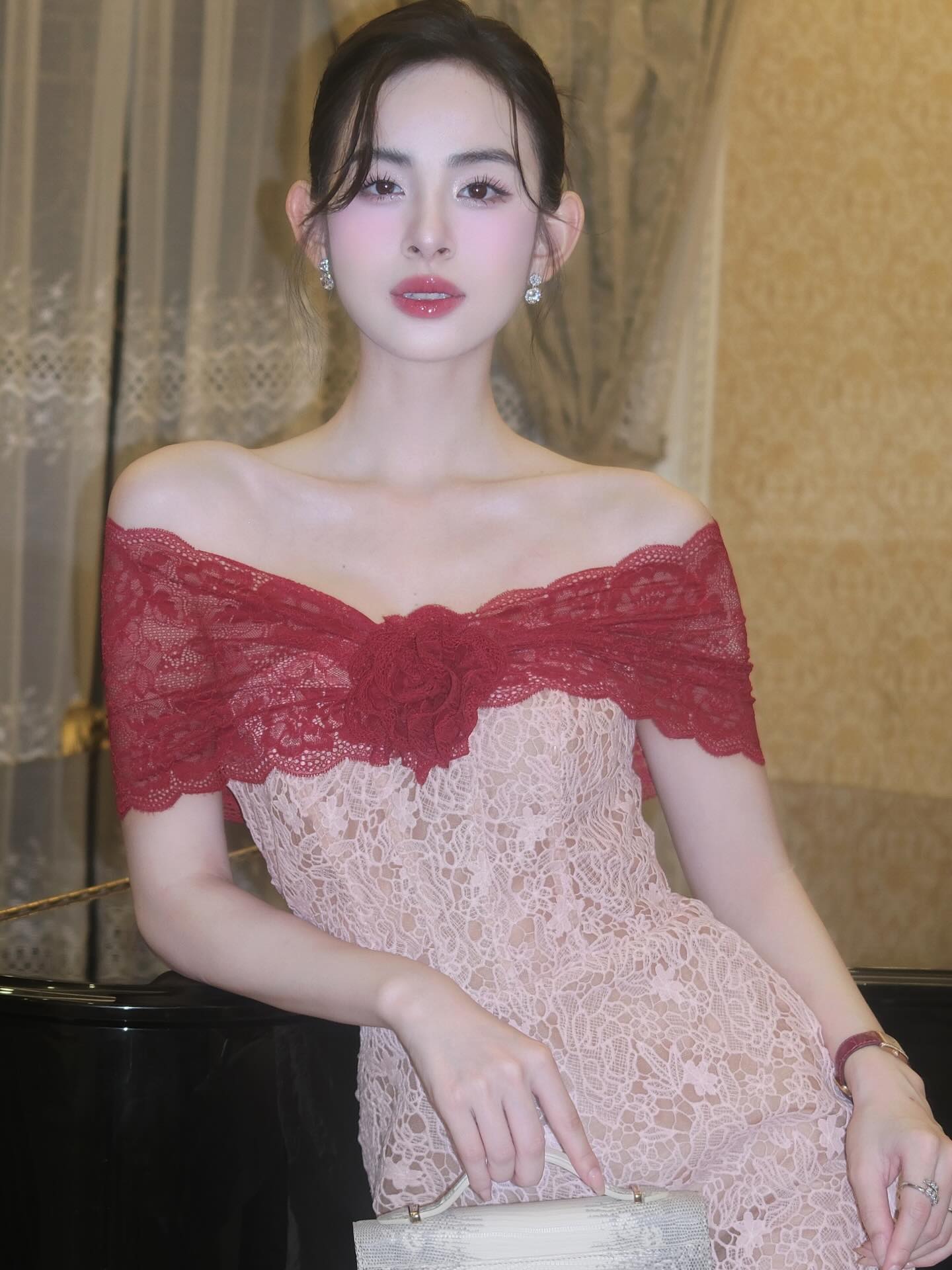 Bên trong biệt thự xa hoa Hương Liên sống trước khi về làm dâu cựu Chủ tịch tập đoàn- Ảnh 6.