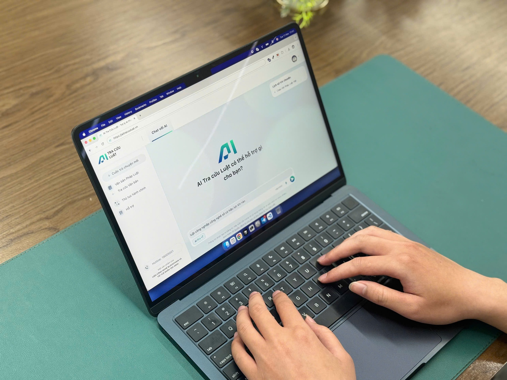 Kỹ sư người Việt tạo ra 'Siêu AI pháp lý': Có thể đọc hiểu 350.000 văn bản, độ chuẩn xác lên tới 90%- Ảnh 2.