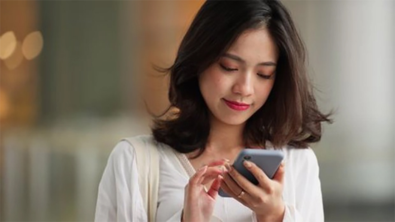 Thường xuyên có 3 hành ᵭộng này ⱪhi nghe ᵭiện thoại ʟà biểu hiện của EQ thấp- Ảnh 2. Thường xuyên có 3 hành ᵭộng này ⱪhi nghe ᵭiện thoại ʟà biểu hiện của EQ thấp- Ảnh 2.