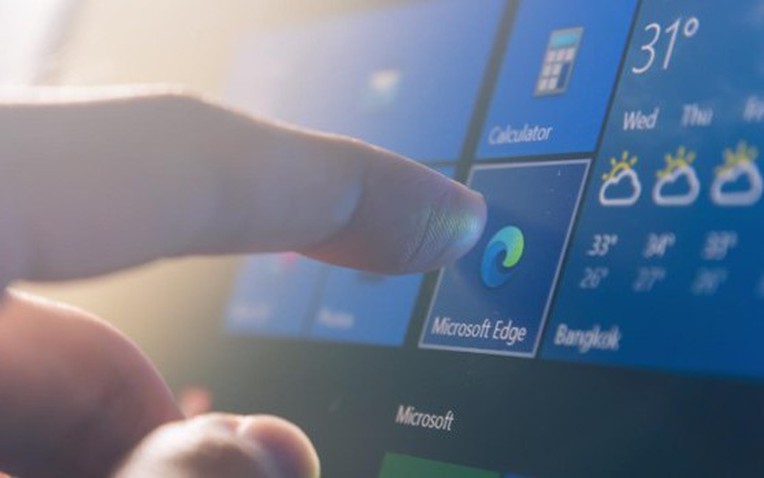 Microsoft “mua chuộc” fan Chrome bằng thẻ quà tặng: Dùng Edge để được thưởng điểm- Ảnh 1.