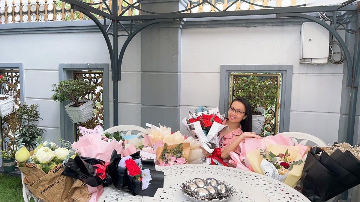 "Nữ hoàng dân ca" Việt ở biệt thự 20 tỷ đồng- Ảnh 9.