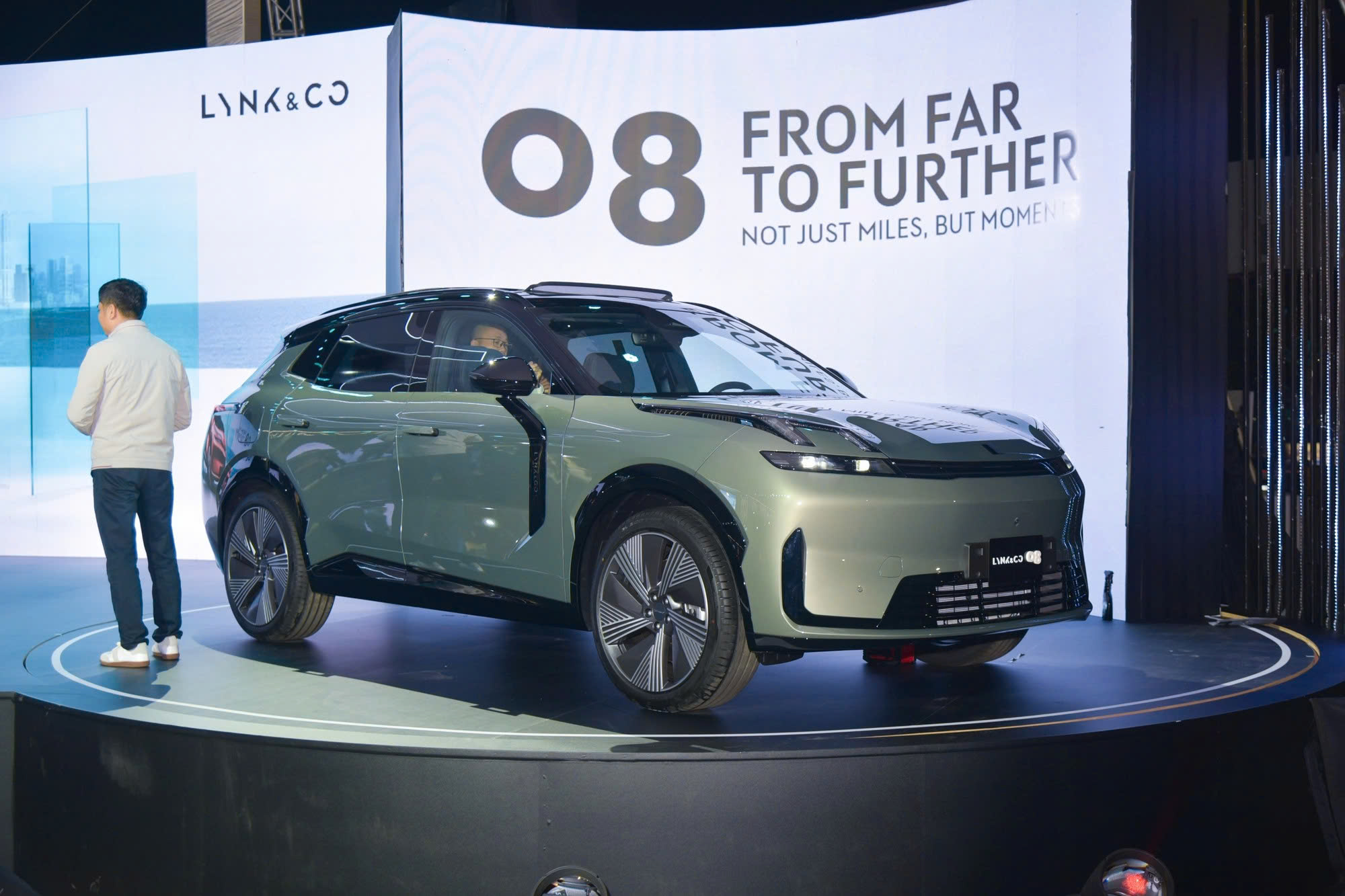 Trải nghiệm Lynk & Co 08: Thiết kế tinh gọn, vận hành êm ái, nhiều tiện nghi hỗ trợ- Ảnh 1.