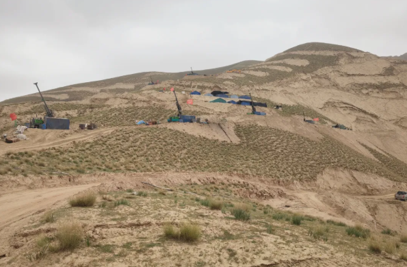 Phát hiện mỏ vàng lớn trữ lượng hơn 70 tấn, trị giá hơn 185.000 tỷ đồng sau 10 năm khảo sát- Ảnh 1.