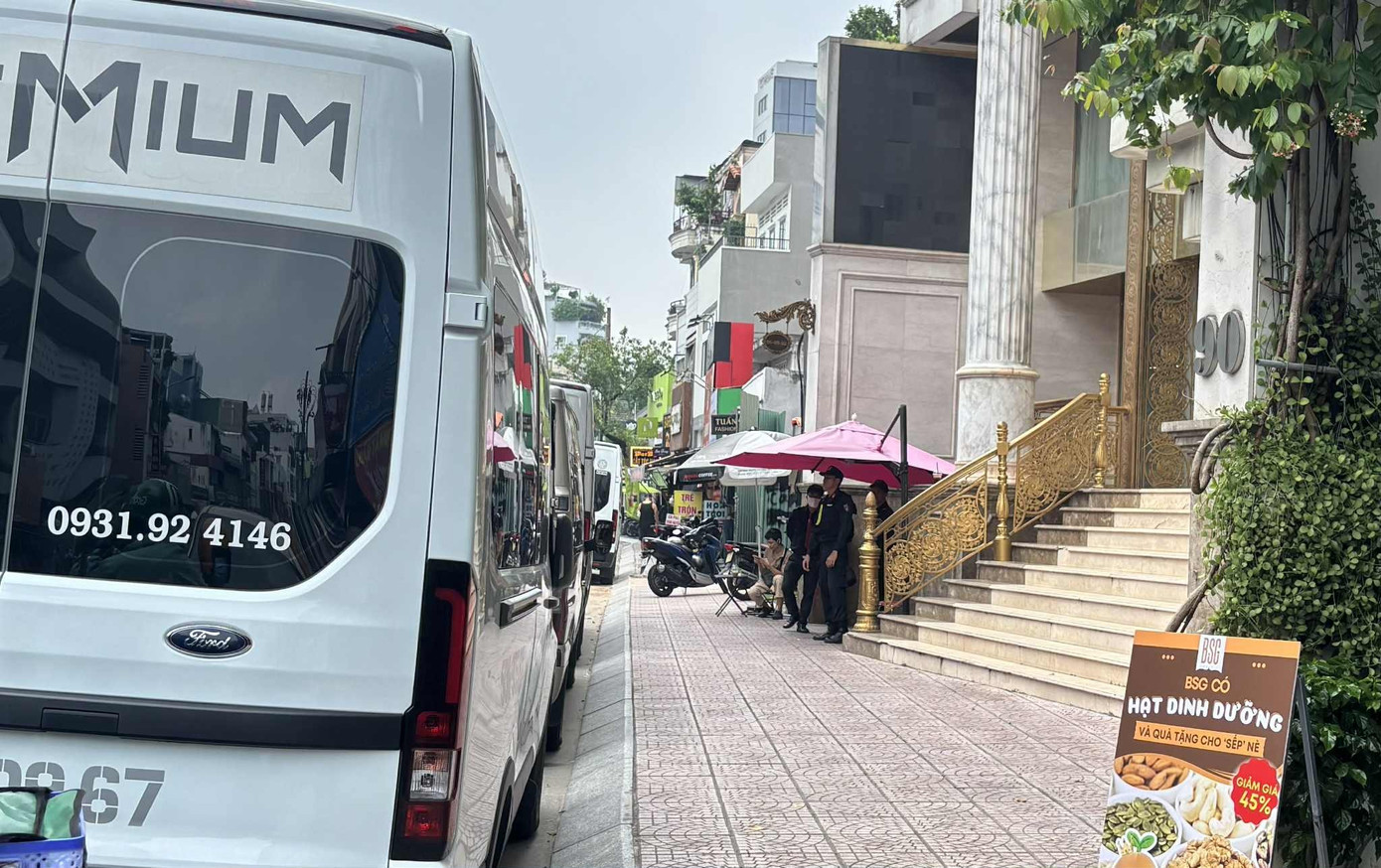 CẬP NHẬT: Công an đồng loạt có mặt tại nhiều cơ sở thuộc hệ thống Thẩm mỹ viện Mailisa- Ảnh 8.