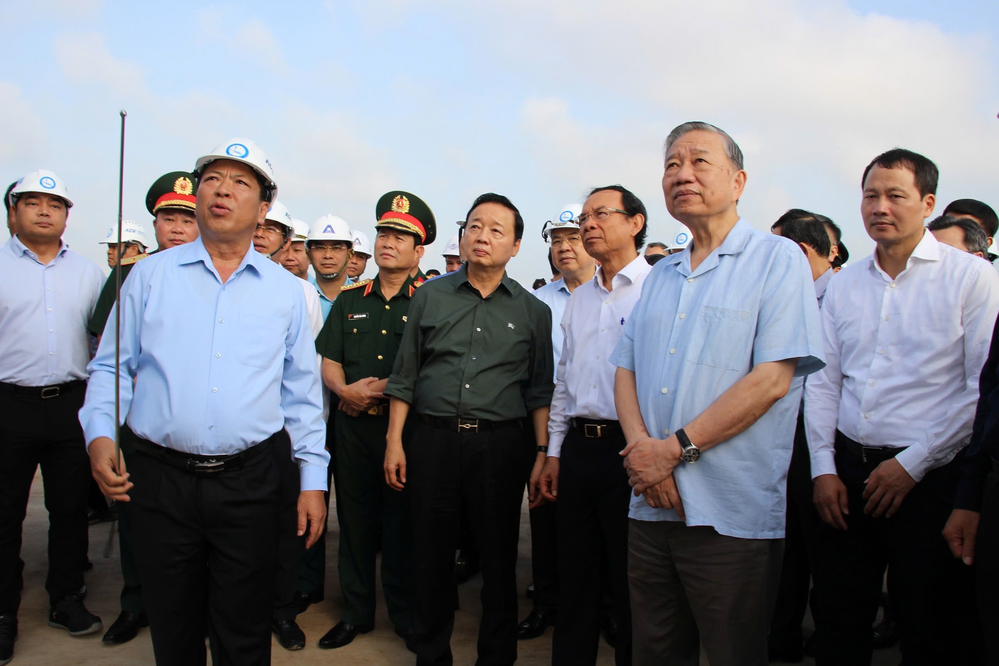 Tổng Bí thư Tô Lâm kiểm tra dự án sân bay Long Thành- Ảnh 2.