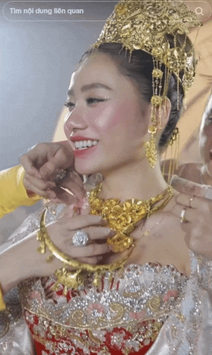 Ái nữ tiệm vàng lớn nhất miền Tây sinh con đầu lòng: Công chúa tiệm vàng đời thứ 3, cuộc sống vàng son từ trong nôi- Ảnh 3.