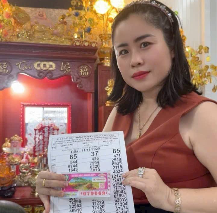 Mua vé số online: Người trúng 4,2 tỷ, một phụ nữ khác ẵm 25,8 tỷ đồng- Ảnh 1. Mua vé số online: Người trúng 4,2 tỷ, một phụ nữ khác ẵm 25,8 tỷ đồng- Ảnh 1.