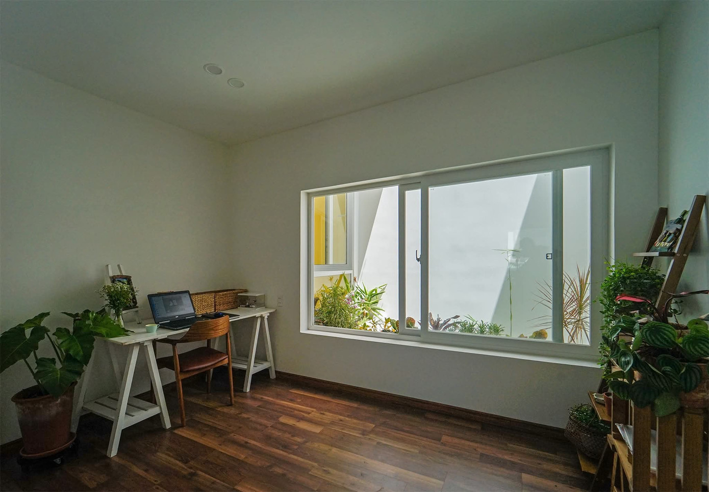 Nhà phố 2,5 tầng tràn ngập ánh sáng tự nhiên- Ảnh 12.