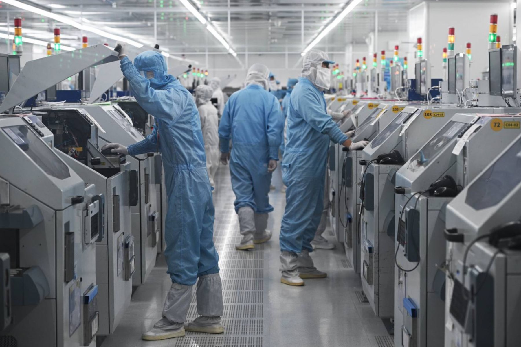 Quốc gia quyền lực nhất nhì BRICS 'tự cứu mình' giữa 'vòng vây' của Mỹ: Chắp vá, sao chép bằng mọi cách có thể, 'chỉ cách vài nano giây' là vượt mặt Mỹ- Ảnh 1.