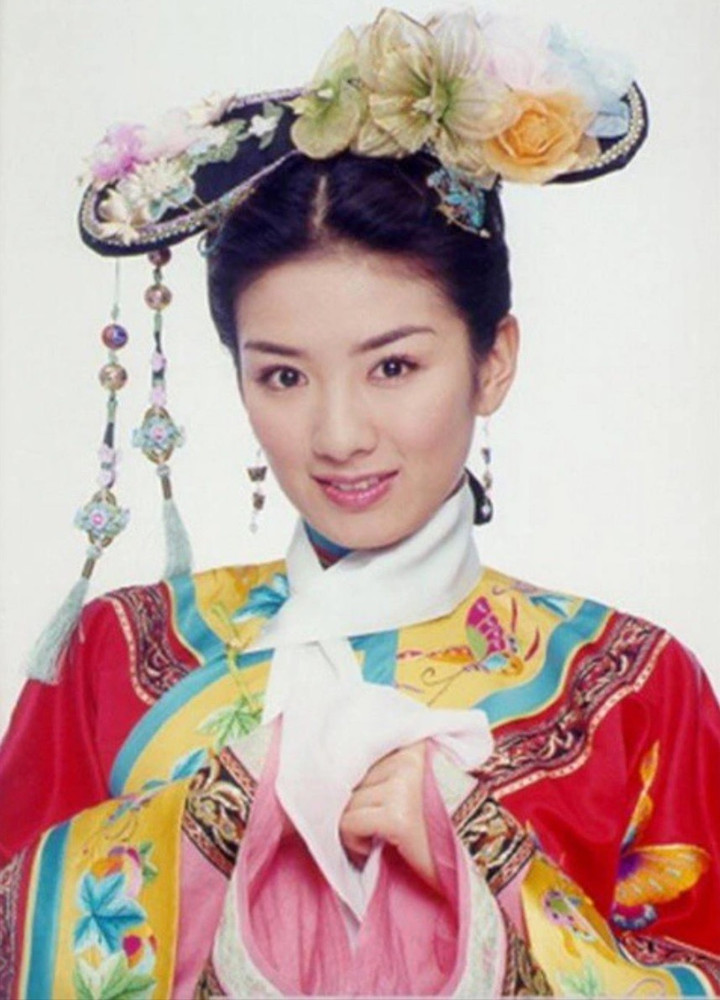 3 nàng Tiểu Yến Tử 'Hoàn Châu cách cách': Người ồn ào đời tư, người bị cấm sóng- Ảnh 3.