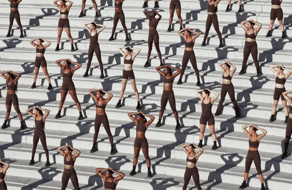 Đế chế thời trang 5 tỷ USD của Kim Kardashian: Vượt Victoria’s Secret về vốn hoá, doanh thu 2025 sẽ chạm 1 tỷ USD- Ảnh 2.