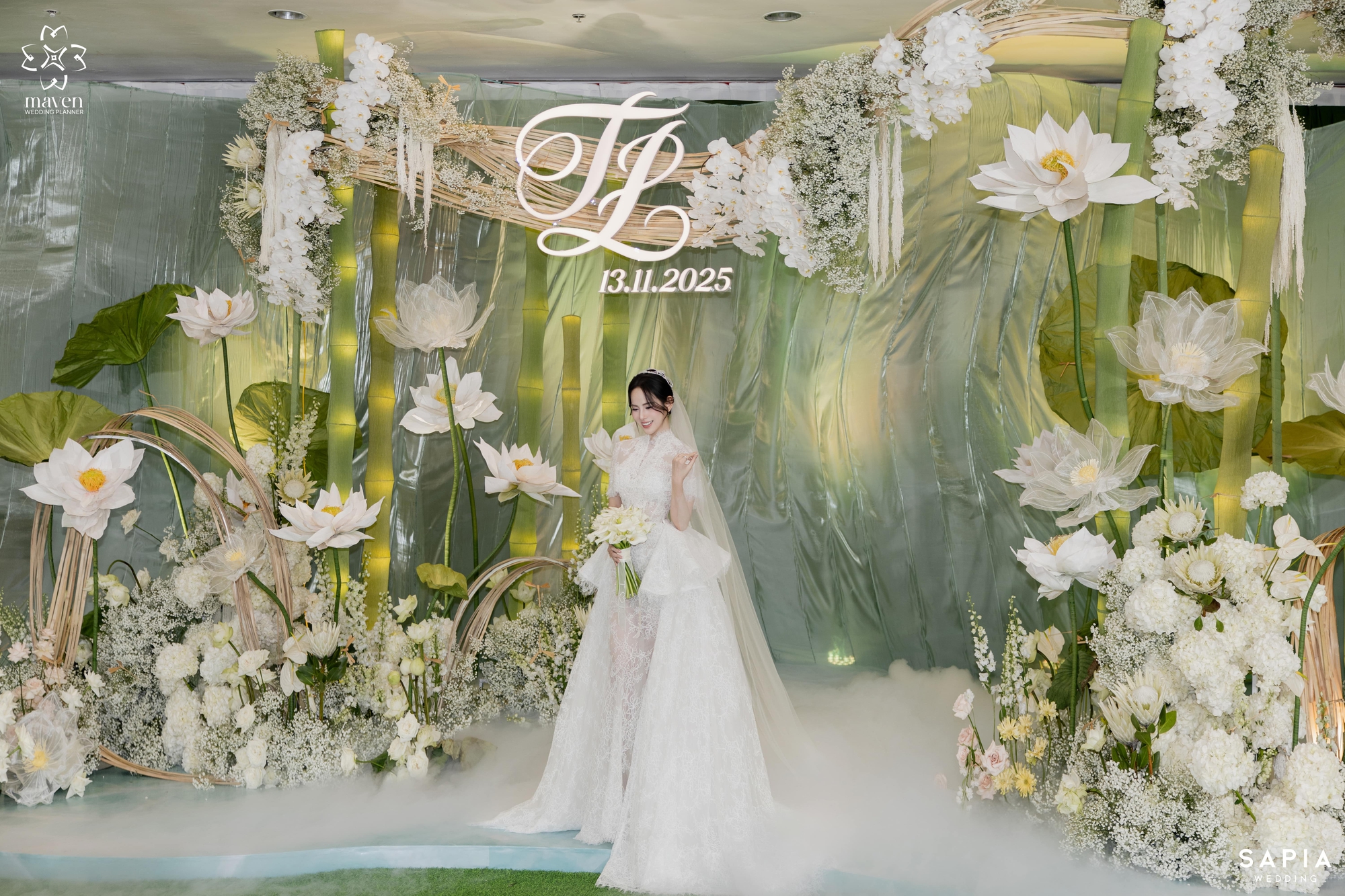 Hương Liên cưới con trai cựu chủ tịch hôm nay: Mẹ chồng và mẹ ruột được khen nức nở- Ảnh 6.