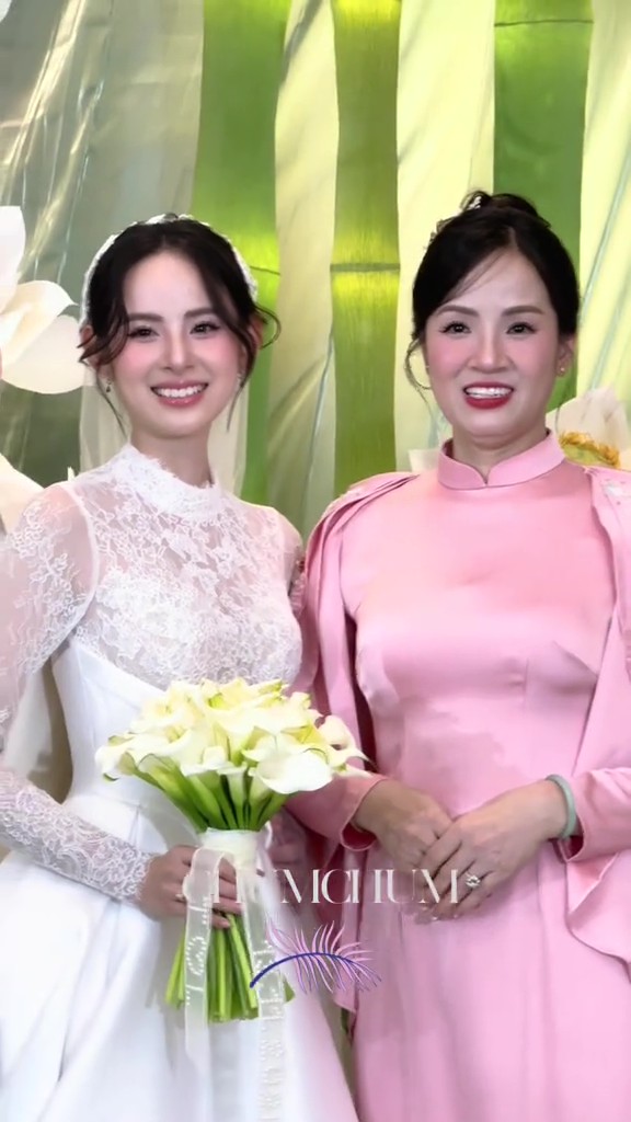 Hương Liên cưới con trai cựu chủ tịch hôm nay: Mẹ chồng và mẹ ruột được khen nức nở- Ảnh 2.
