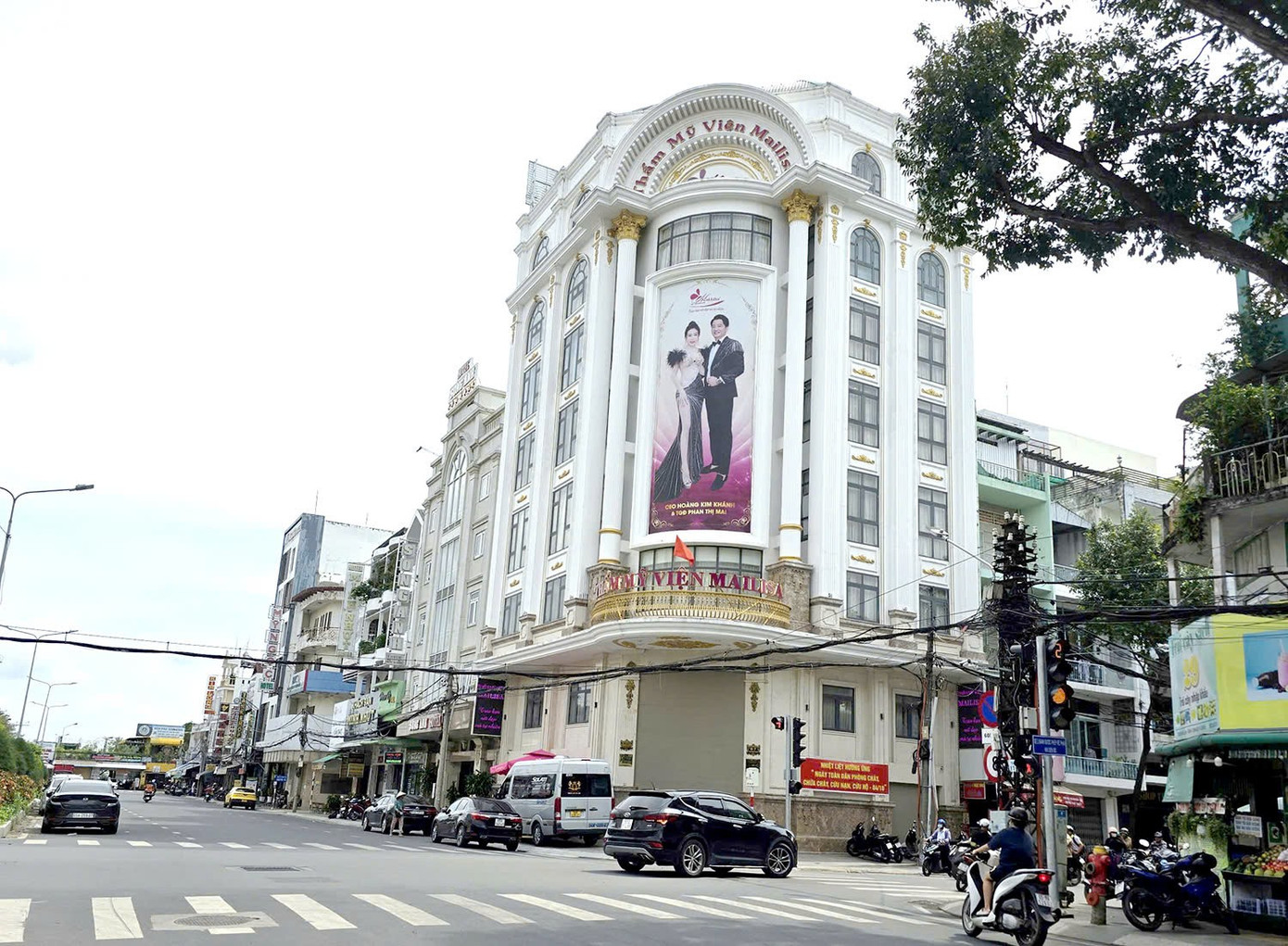 CẬP NHẬT: Công an đồng loạt có mặt tại nhiều cơ sở thuộc hệ thống Thẩm mỹ viện Mailisa- Ảnh 7.