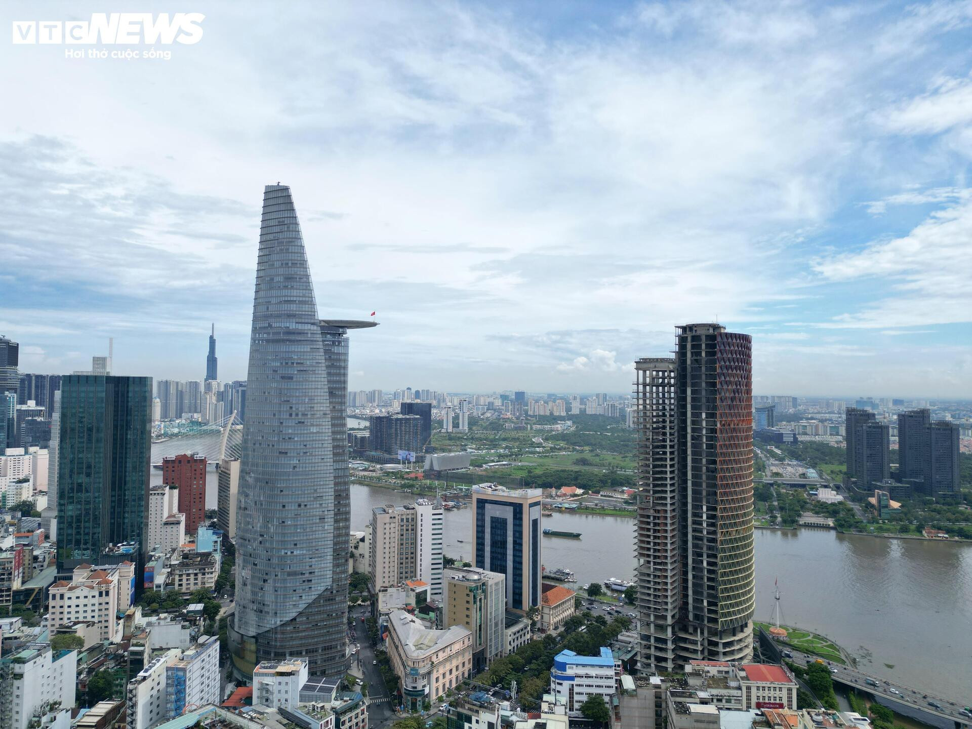 Cận cảnh cao ốc vị trí 'kim cương' được bà Trương Mỹ Lan xin tiếp tục đầu tư- Ảnh 6.