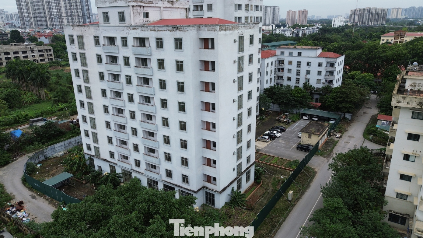 Cảnh lạnh lẽo, lãng phí khu 7 tòa nhà tái định cư bỏ hoang ở Hà Nội- Ảnh 4.