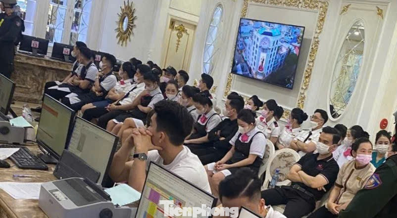 CẬP NHẬT: Công an đồng loạt có mặt tại nhiều cơ sở thuộc hệ thống Thẩm mỹ viện Mailisa- Ảnh 14.