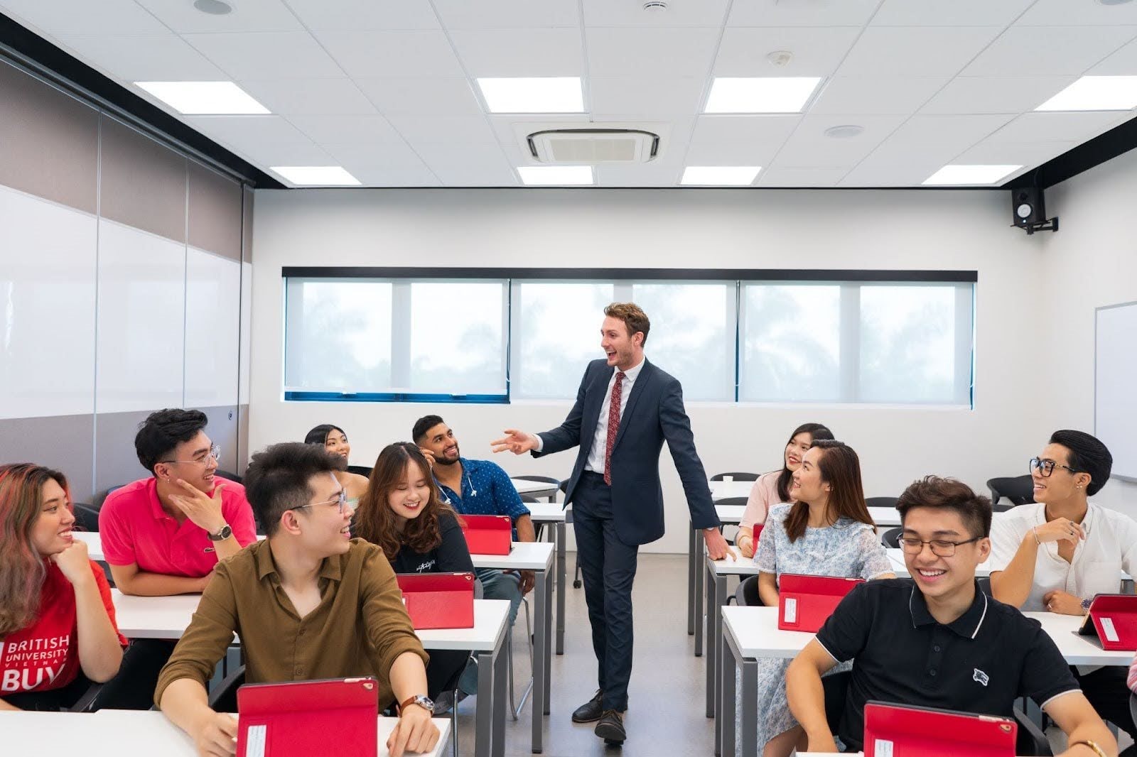 “Trái tim sư tử” trong lồng ngực tuổi trẻ: Hành trình nuôi dưỡng bản lĩnh dẫn lối tiên phong- Ảnh 2.