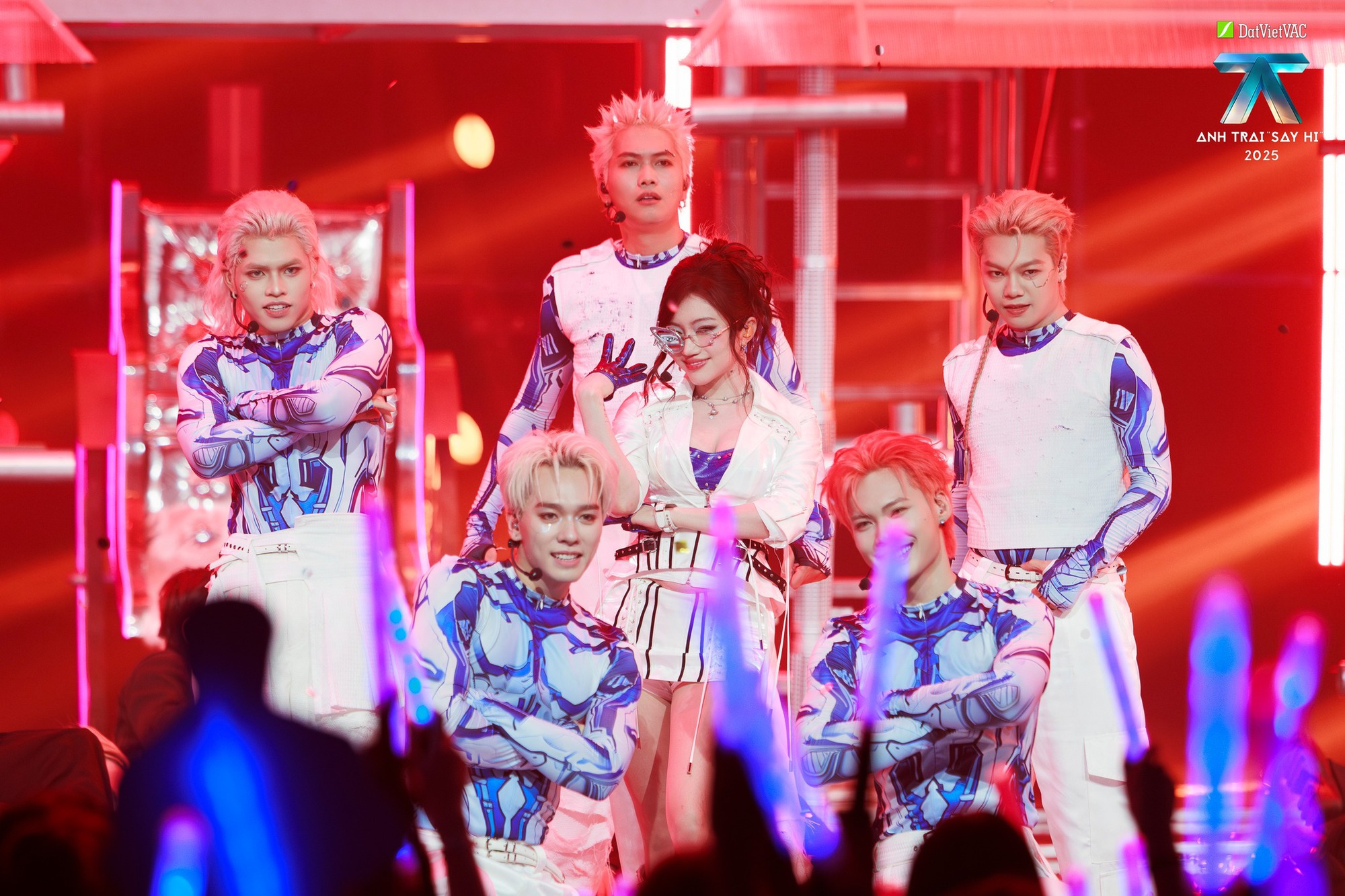 Thương hiệu concert từng xô đổ kỷ lục của BLACKPINK trở lại vào cuối năm nay, hứa hẹn bùng nổ cùng hàng loạt sự kiện âm nhạc cực nóng- Ảnh 5. Thương hiệu concert từng xô đổ kỷ lục của BLACKPINK trở lại vào cuối năm nay, hứa hẹn bùng nổ cùng hàng loạt sự kiện âm nhạc cực nóng- Ảnh 5.