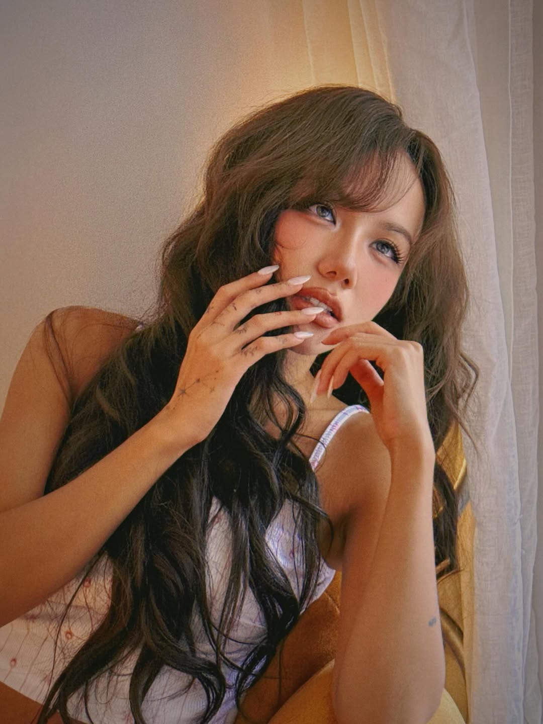 Phương Ly làm sao thế này?- Ảnh 6. Phương Ly làm sao thế này?- Ảnh 6.