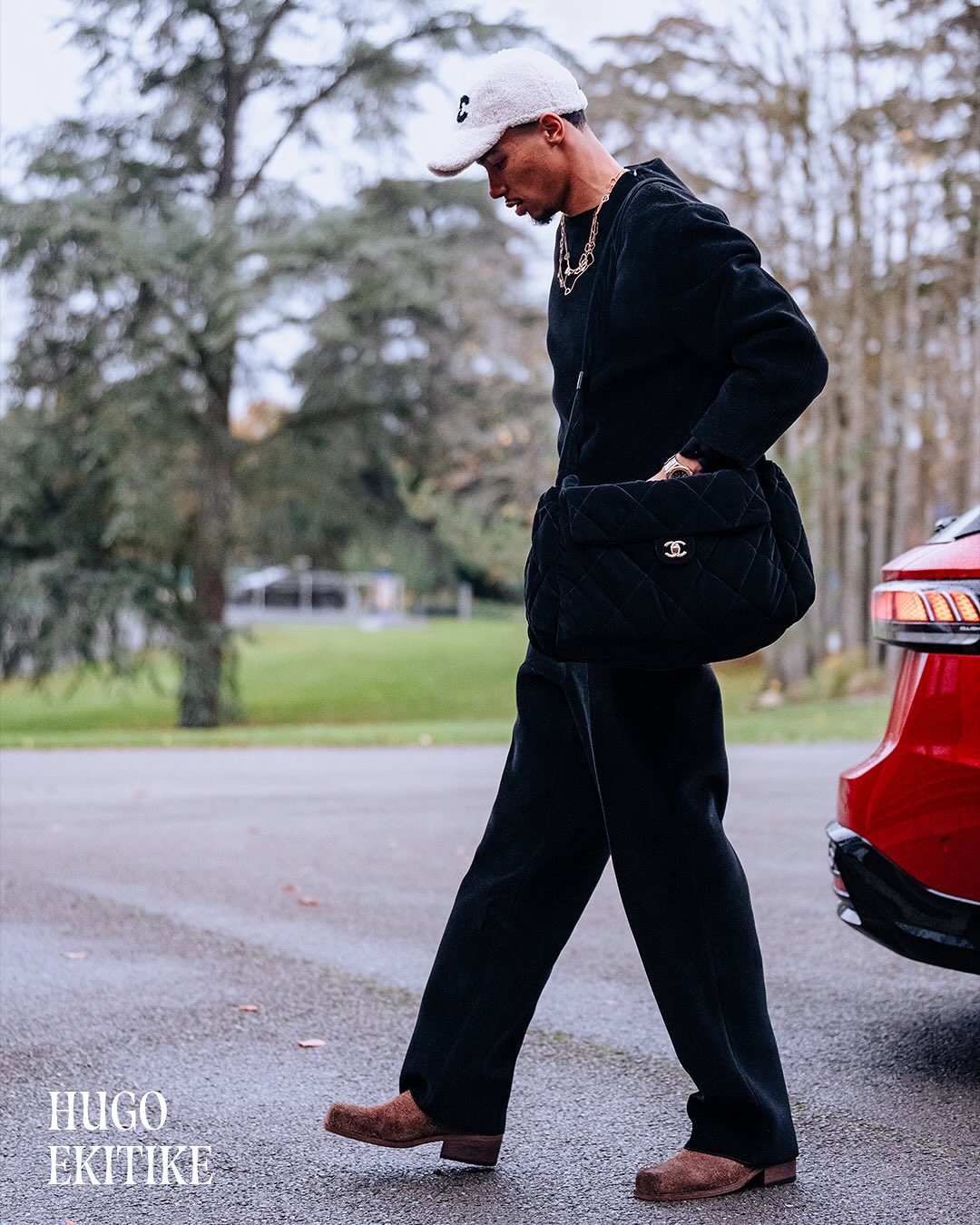 MXH bất ngờ về đội bóng mặc đẹp nhất thế giới: Biết cầu thủ giàu rồi nhưng trình chơi đồ hiệu quá "khét"- Ảnh 7.