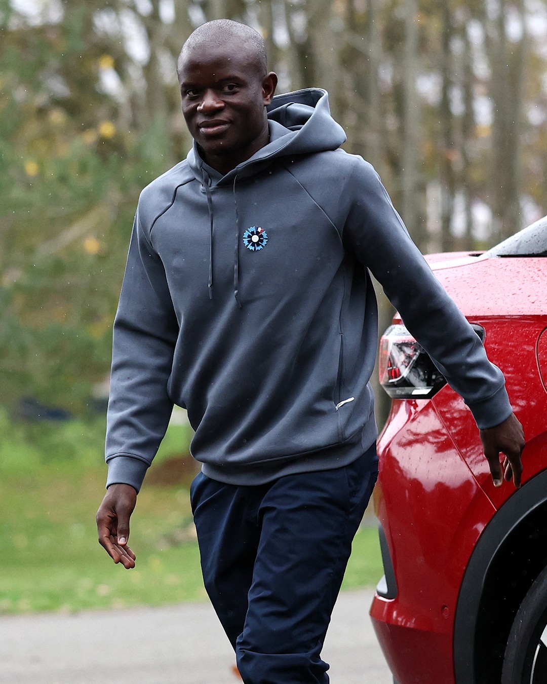 MXH bất ngờ về đội bóng mặc đẹp nhất thế giới: Biết cầu thủ giàu rồi nhưng trình chơi đồ hiệu quá "khét"- Ảnh 15.