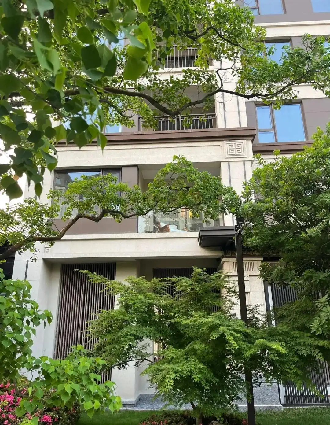 Nỗi khổ mang tên "sống ở chung cư tầng thấp": Người từng trải chỉ ra 5 yếu tố quan trọng cần cân nhắc trước khi xuống tiền- Ảnh 5.