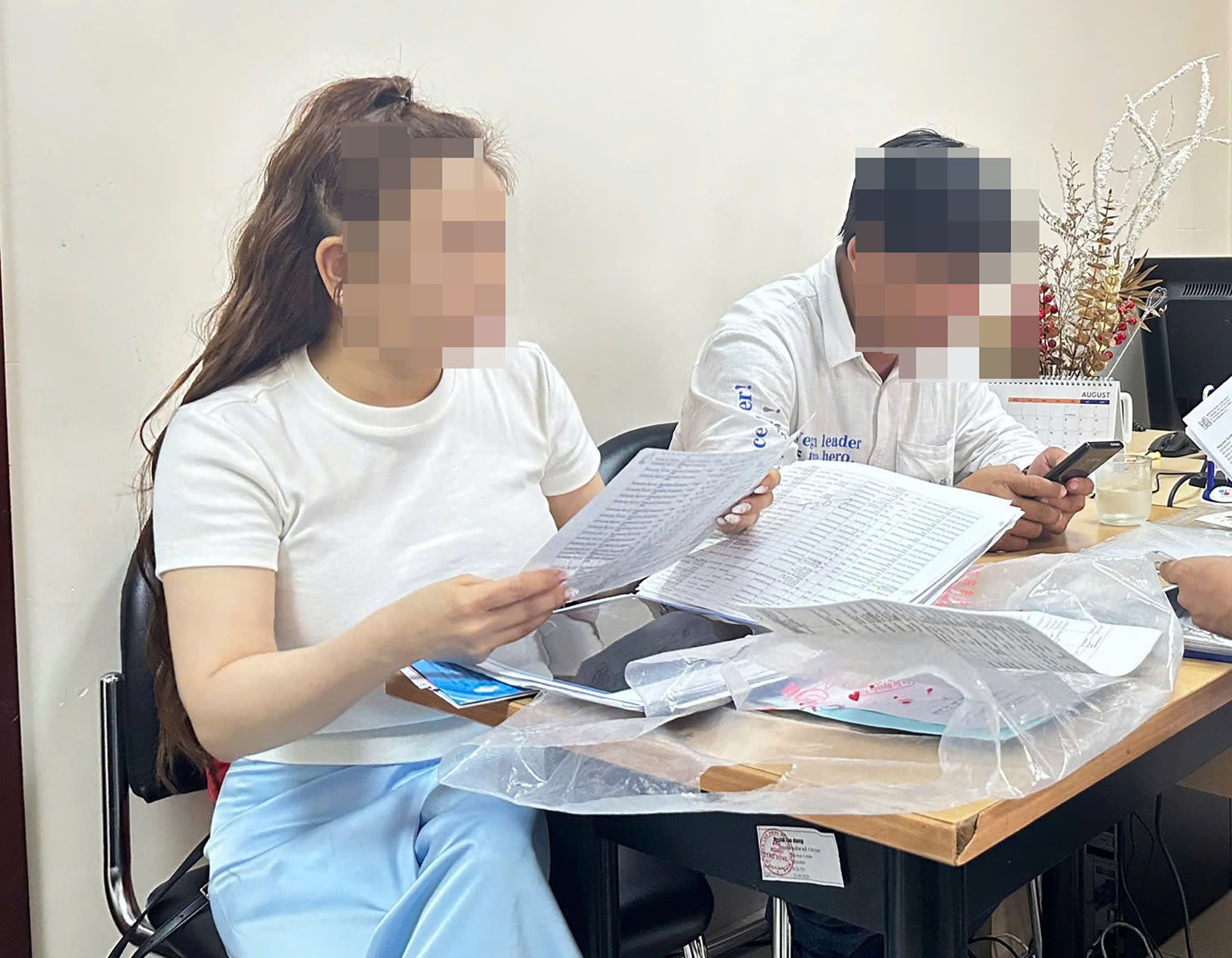 Sau điều tra Góc khuất "công nghệ" thẩm mỹ: Thêm một nữ nạn nhân tố Bệnh viện Thẩm mỹ JT Angel- Ảnh 1. Sau điều tra Góc khuất "công nghệ" thẩm mỹ: Thêm một nữ nạn nhân tố Bệnh viện Thẩm mỹ JT Angel- Ảnh 1.