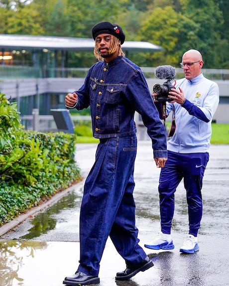 MXH bất ngờ về đội bóng mặc đẹp nhất thế giới: Biết cầu thủ giàu rồi nhưng trình chơi đồ hiệu quá "khét"- Ảnh 20.