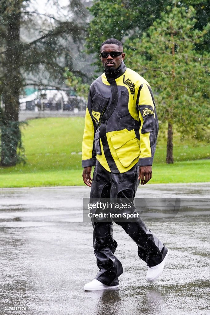 MXH bất ngờ về đội bóng mặc đẹp nhất thế giới: Biết cầu thủ giàu rồi nhưng trình chơi đồ hiệu quá "khét"- Ảnh 21.