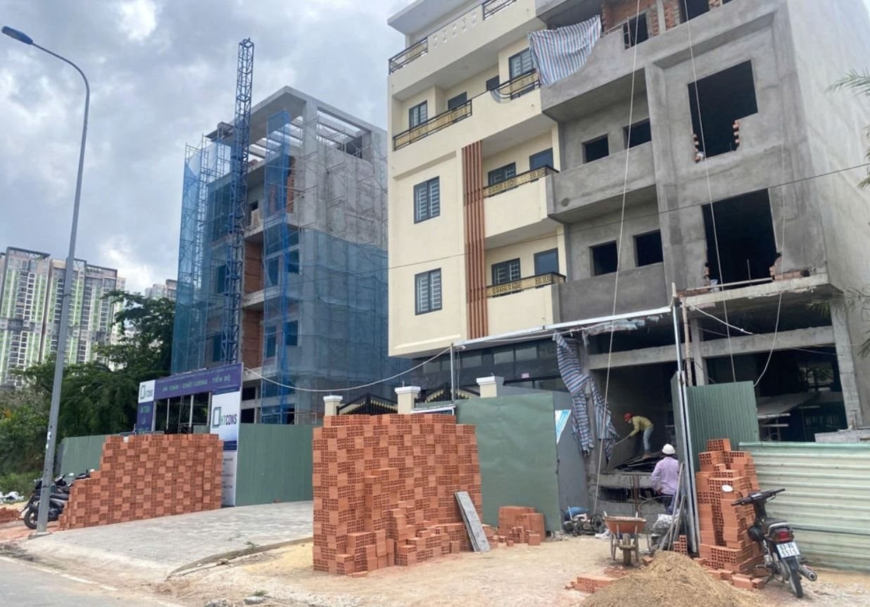 ĐBQH đề xuất miễn giấy phép xây dựng nhà ở dưới 7 tầng ở đô thị- Ảnh 1.