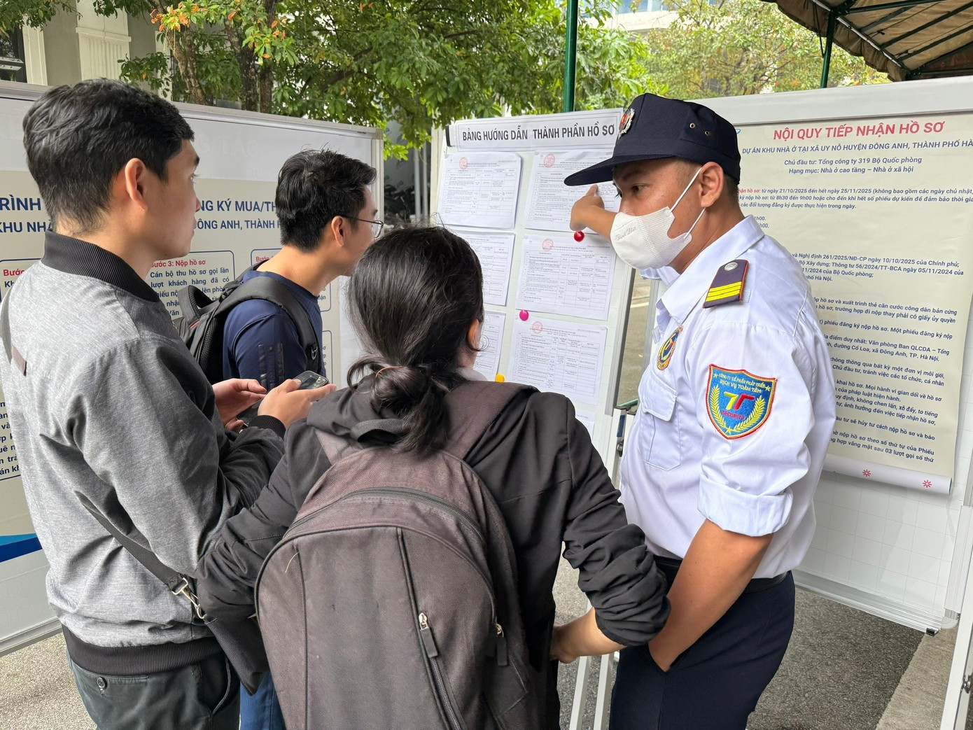 'Cởi trói' thủ tục NƠXH: Lần đầu phân luồng đối tượng, hợp nhất xác nhận thu nhập- Ảnh 2.