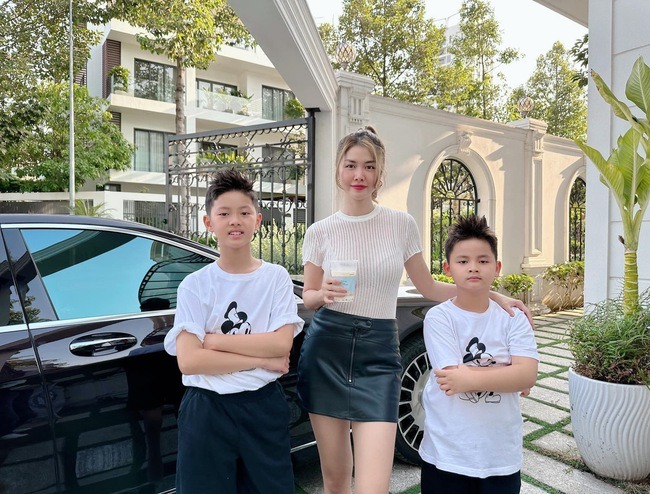 Biệt thự 2 triệu đô trong khu nhà giàu quận 7 của ca sĩ Đăng Khôi- Ảnh 4. Biệt thự 2 triệu đô trong khu nhà giàu quận 7 của ca sĩ Đăng Khôi- Ảnh 4.