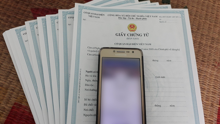 Thủ tục đăng ký khai tử bổ sung cho người thân mất từ năm 1991?- Ảnh 1. Thủ tục đăng ký khai tử bổ sung cho người thân mất từ năm 1991?- Ảnh 1.