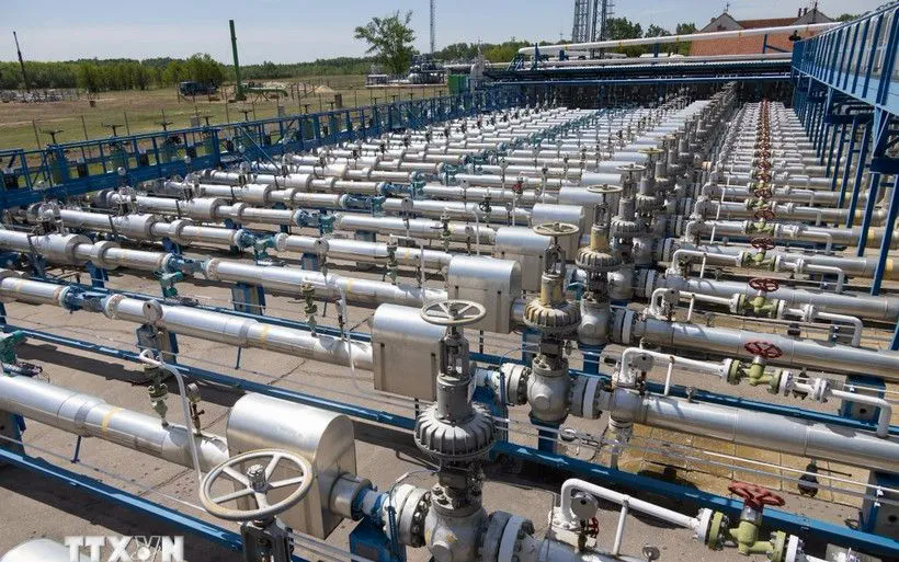 Một cơ sở dự trữ khí đốt ở châu Âu. (Ảnh: THX/TTXVN)