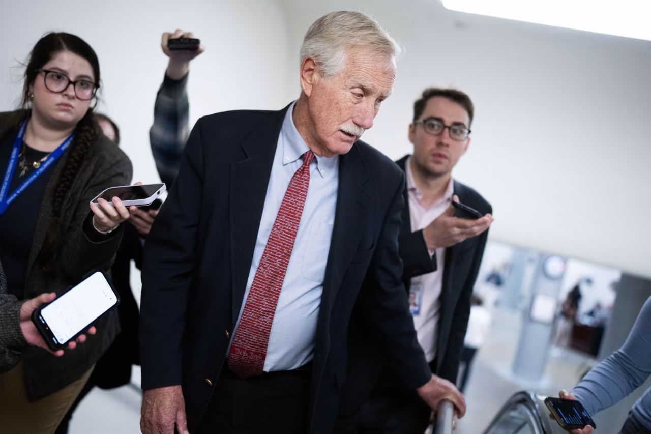 Hé lộ cuộc gặp bí mật giúp Mỹ phá thế bế tắc, mở cửa lại chính phủ- Ảnh 1. Hé lộ cuộc gặp bí mật giúp Mỹ phá thế bế tắc, mở cửa lại chính phủ- Ảnh 1.