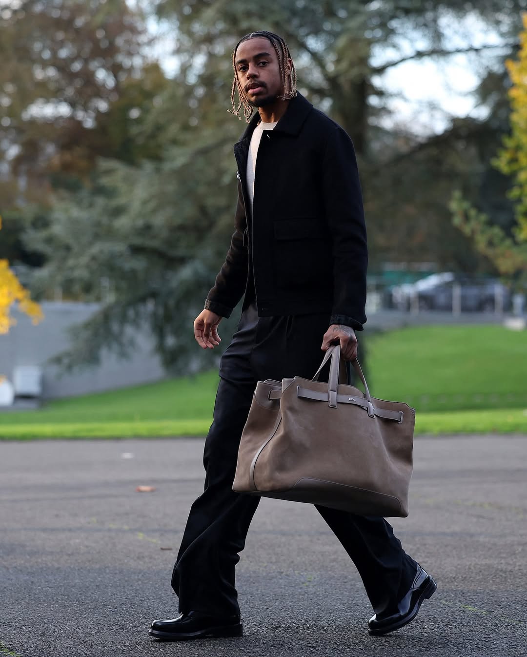 MXH bất ngờ về đội bóng mặc đẹp nhất thế giới: Biết cầu thủ giàu rồi nhưng trình chơi đồ hiệu quá "khét"- Ảnh 25.