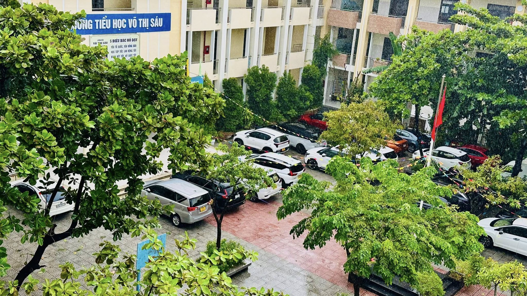 Lá thư gây xúc động của tập thể giáo viên một trường học ở Đà Nẵng trước ngày 20-11- Ảnh 3. Lá thư gây xúc động của tập thể giáo viên một trường học ở Đà Nẵng trước ngày 20-11- Ảnh 3.