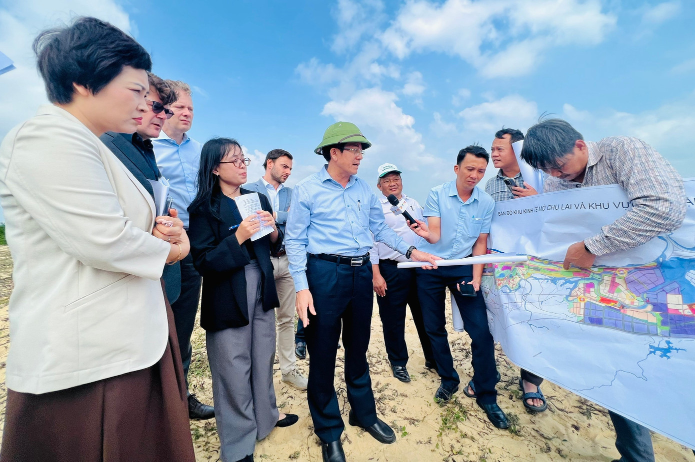 Doanh nghiệp Hà Lan muốn đầu tư tại sân bay Chu Lai- Ảnh 2.